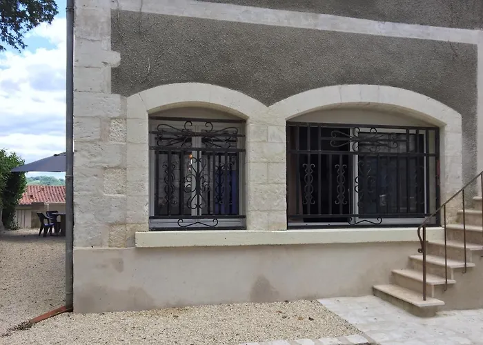 Cour Ancienne Abbaye